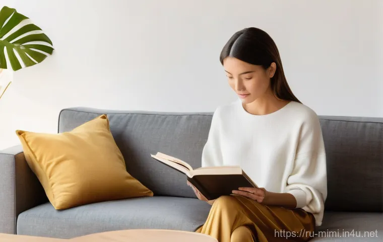 미미의 상품화 성공 요소 - **Prompt:** "A beautifully designed, modern living room bathed in the soft, golden light of late aft...